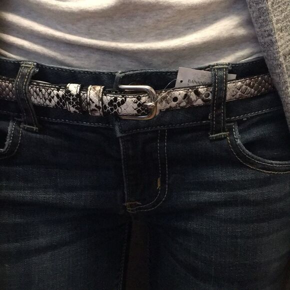 Banana Republic Women’s Trouser Belt - Picture 2 of 8